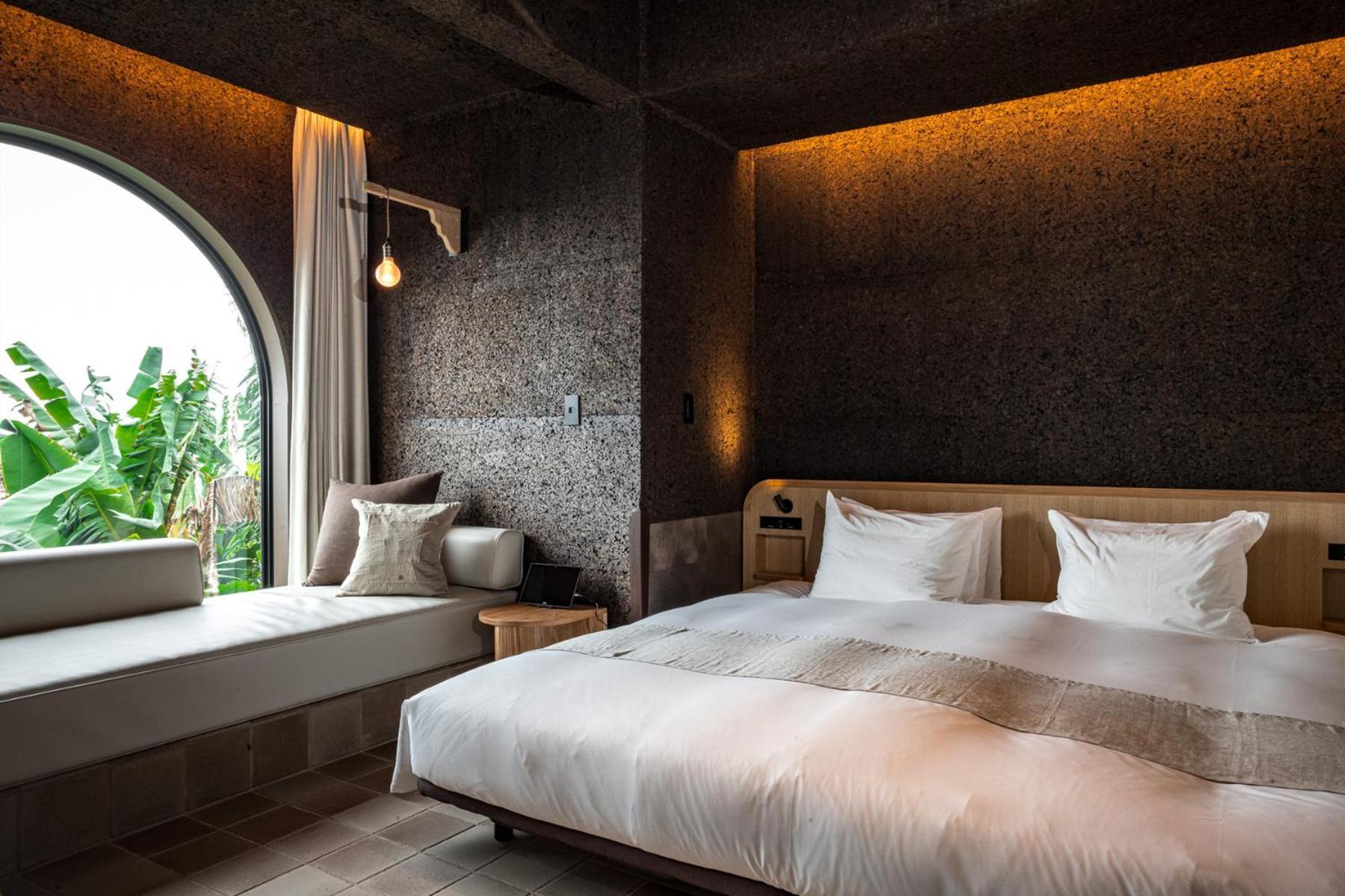 Miru Amami Hotel Tatsugo Екстериор снимка